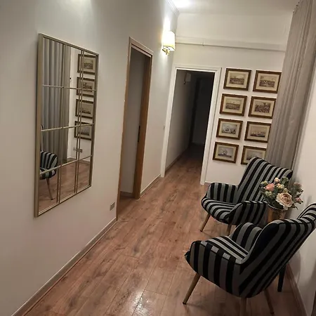 Luna In Trastevere Apartment *